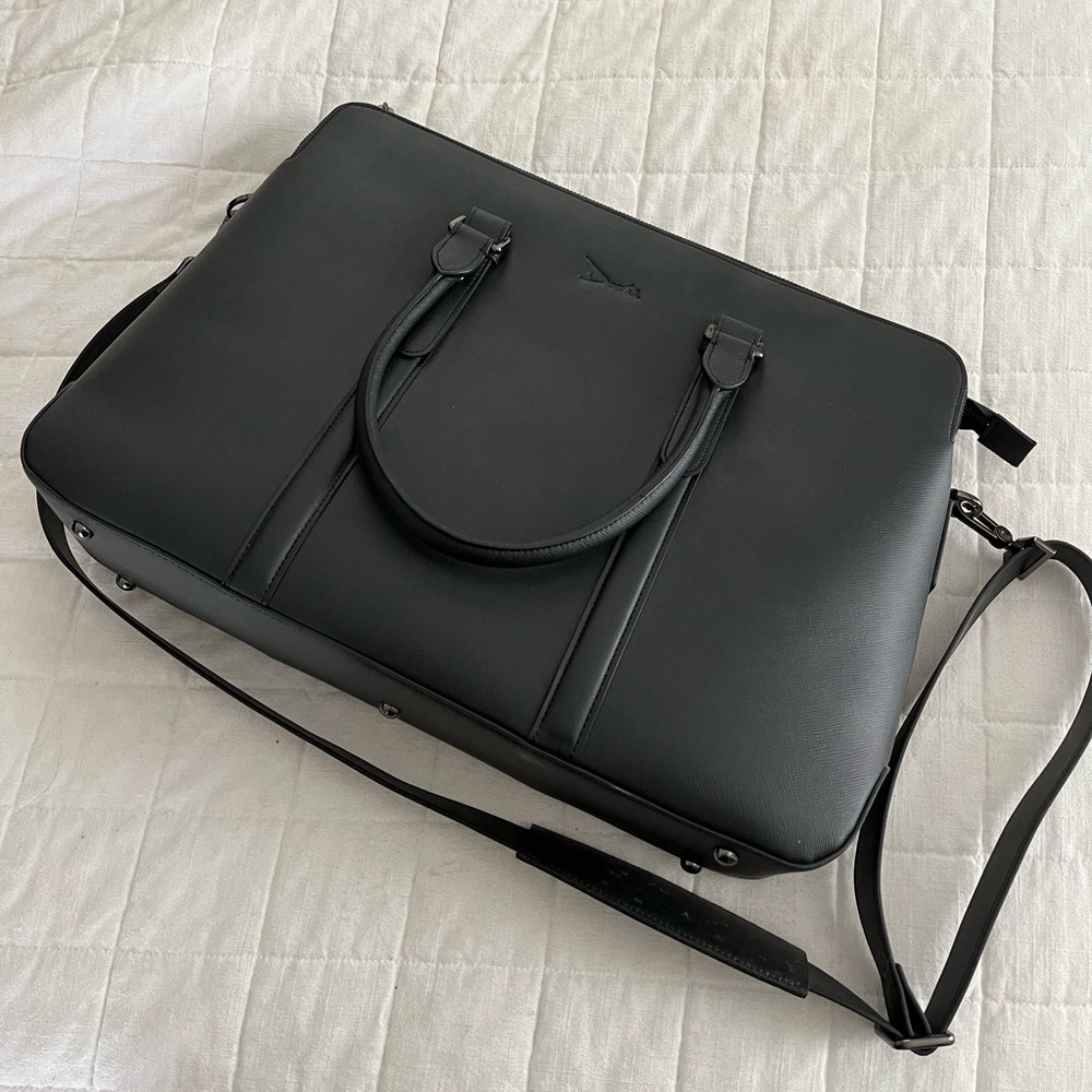 Doshi vegan briefcase
